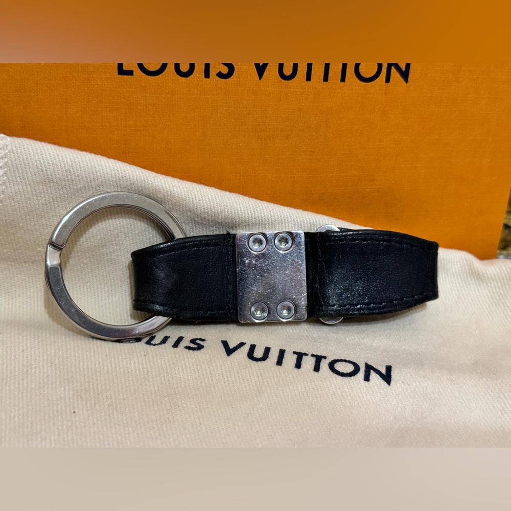Louis Vuitton Nomade Valet Key Holder (Black) - GUC - Picture 3 of 8